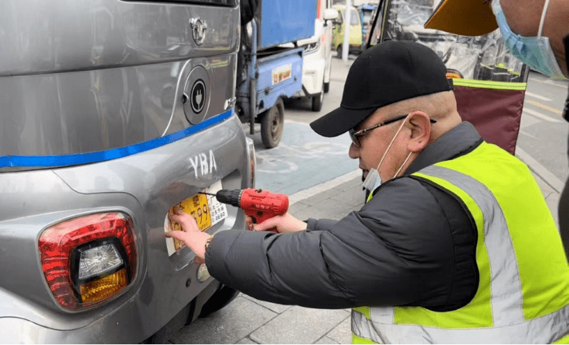 非標(biāo)車備案上路，治理新規(guī)背后的安全考量與產(chǎn)業(yè)變革